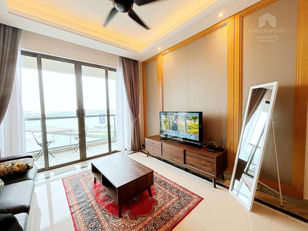 R&f Princess Cove Seafront 2-beds By Gw Apartemen *