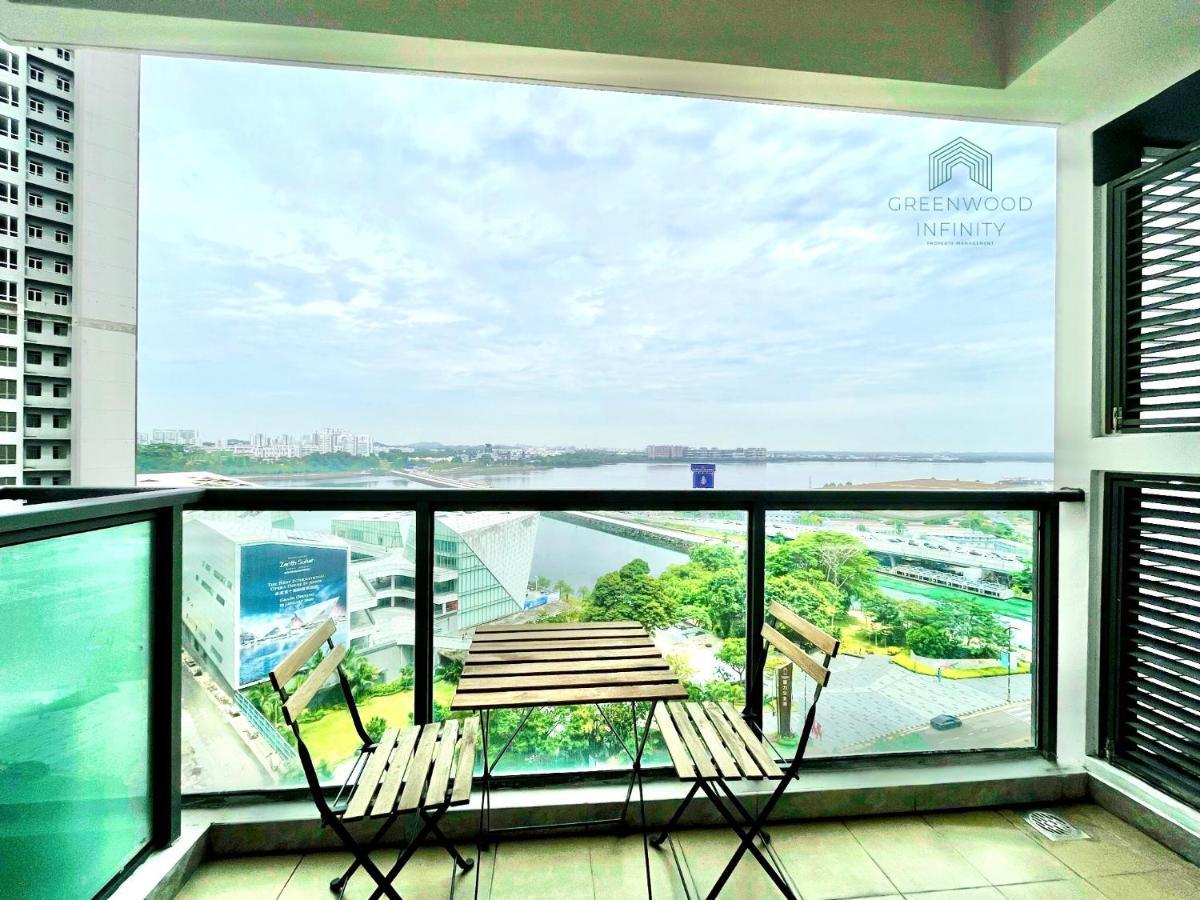 Apartemen R&f Princess Cove Seafront 2-beds By Gw